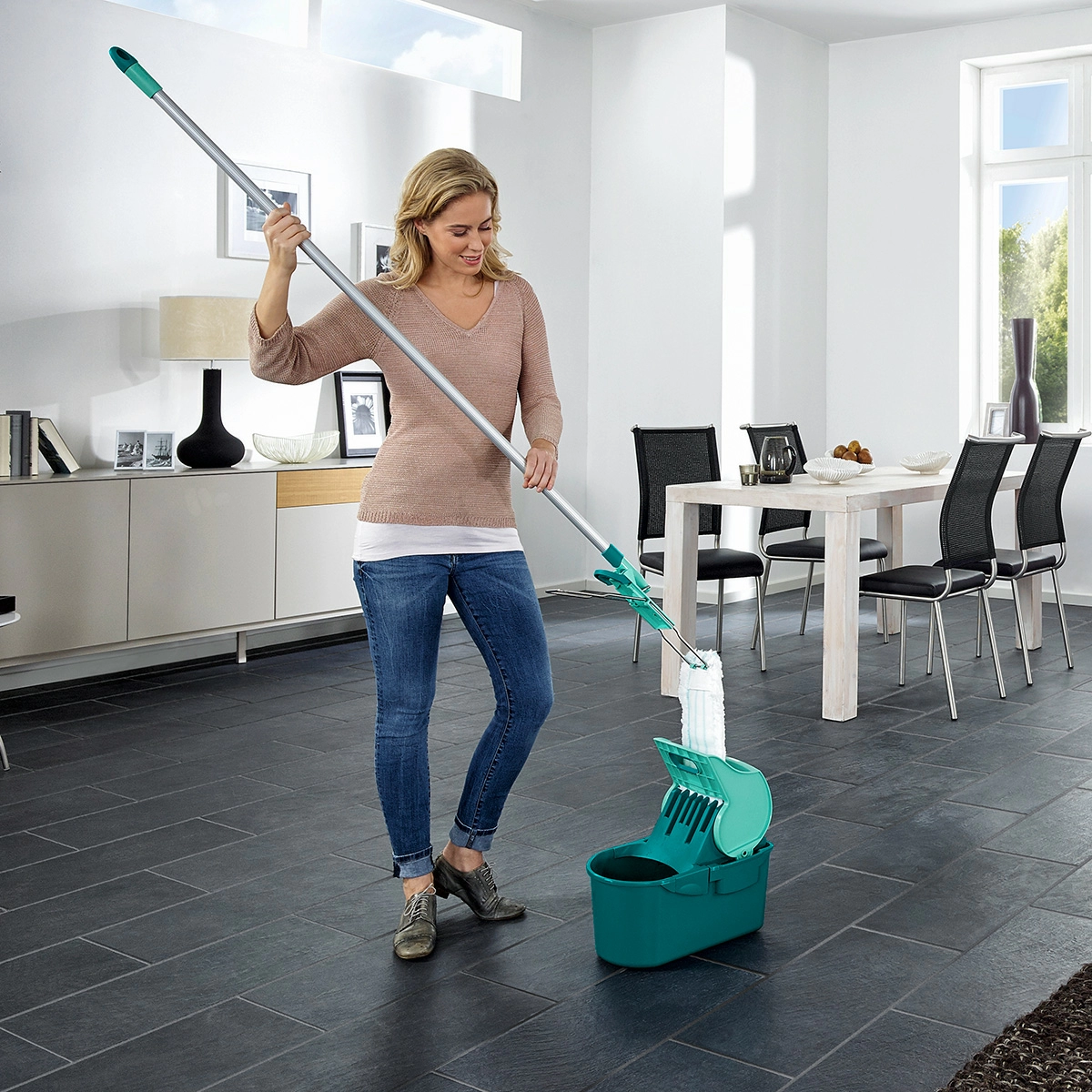 5 Набор для влажной уборки Leifheit Profi Compact: ведро с прессом для отжима и швабра фото 4