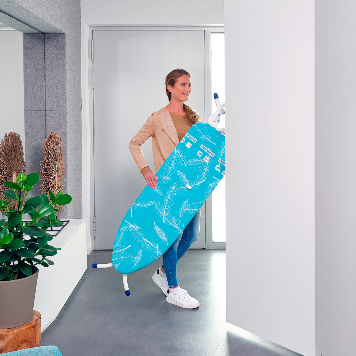 Гладильная доска Leifheit AirBoard Compact M, без электроподключения фото 3